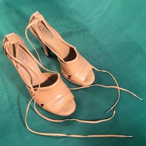 Tod’s Leather Heels